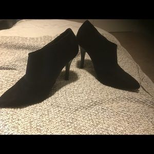 Vera Wang Heels